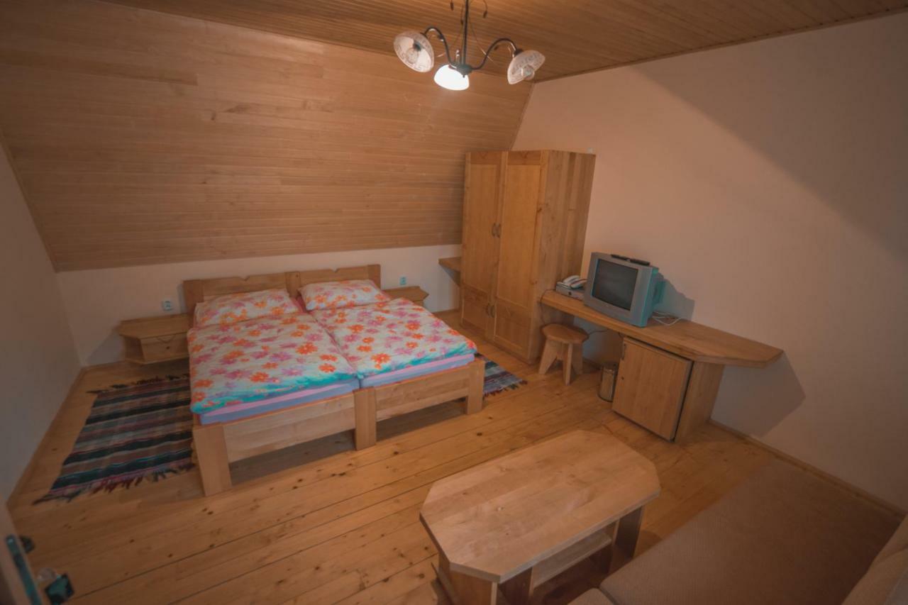 Penzion Weinerovka Varin Zilina Bagian luar foto